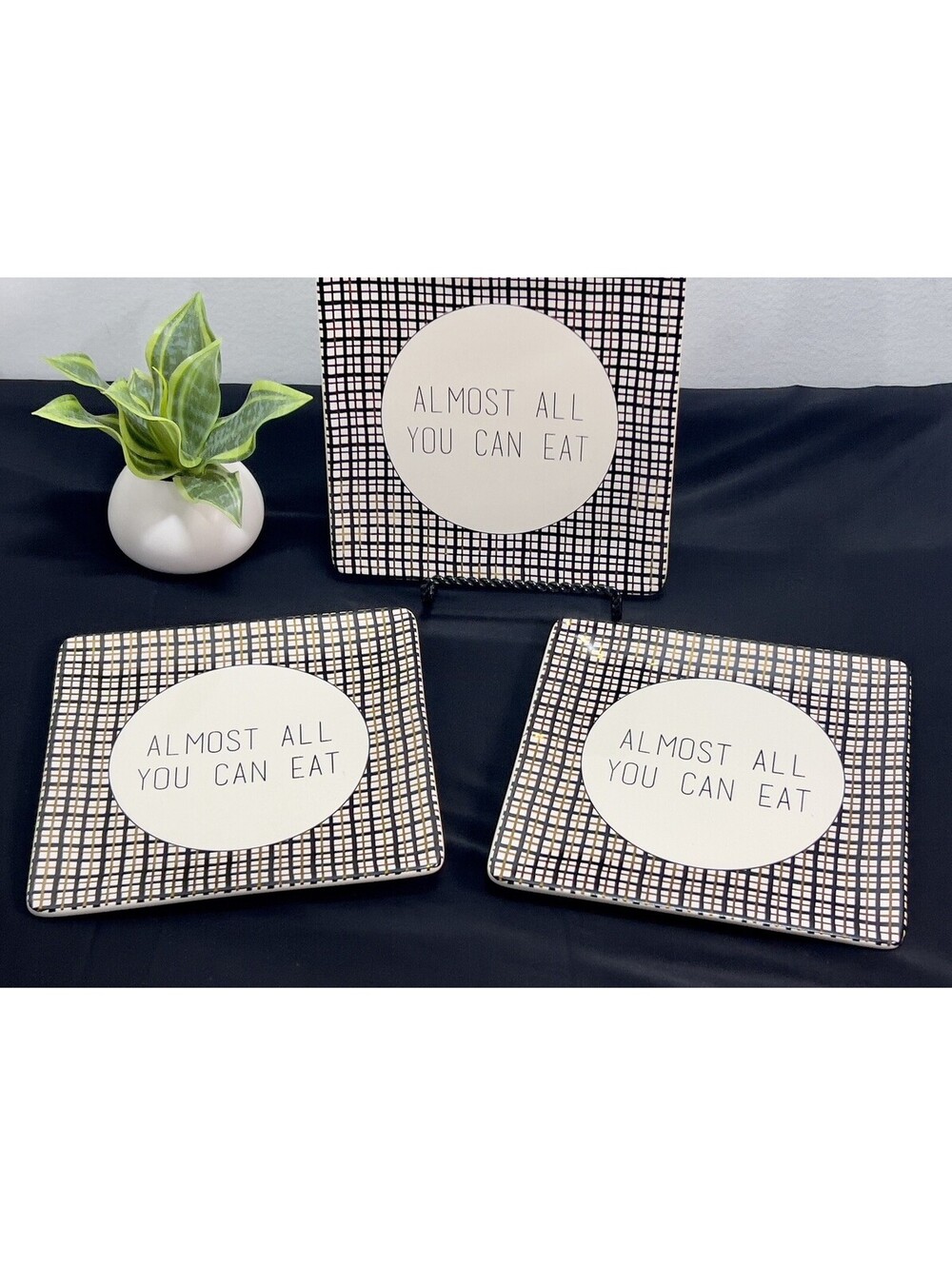 Fishs Eddy & West Elm All You Can Eat Dessert /Appetizer Plates  3